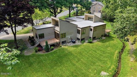5 Newell Court Albany NY 12204
