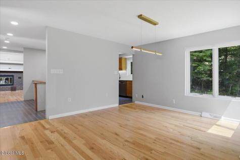 5 Newell Court Albany NY 12204