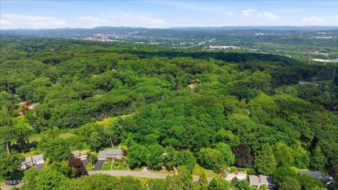5 Newell Court Albany NY 12204