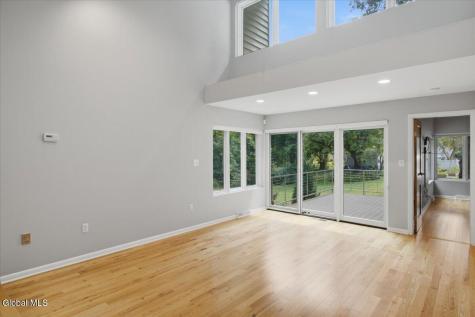 5 Newell Court Albany NY 12204