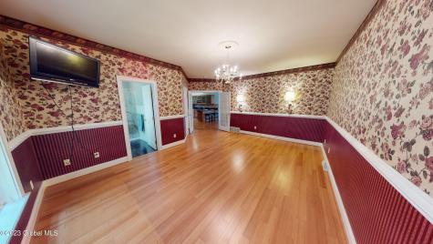 23 Thoroughbred Drive Saratoga Springs NY 12866