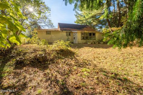 1557 County Highway 107 Amsterdam NY 12010