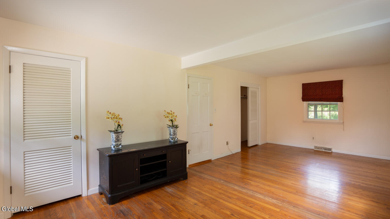 412 Mcclellan Road Nassau NY 12123