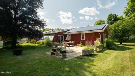 412 Mcclellan Road Nassau NY 12123
