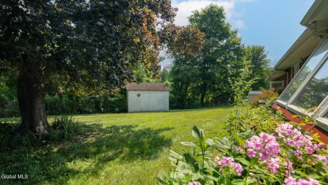 412 Mcclellan Road Nassau NY 12123