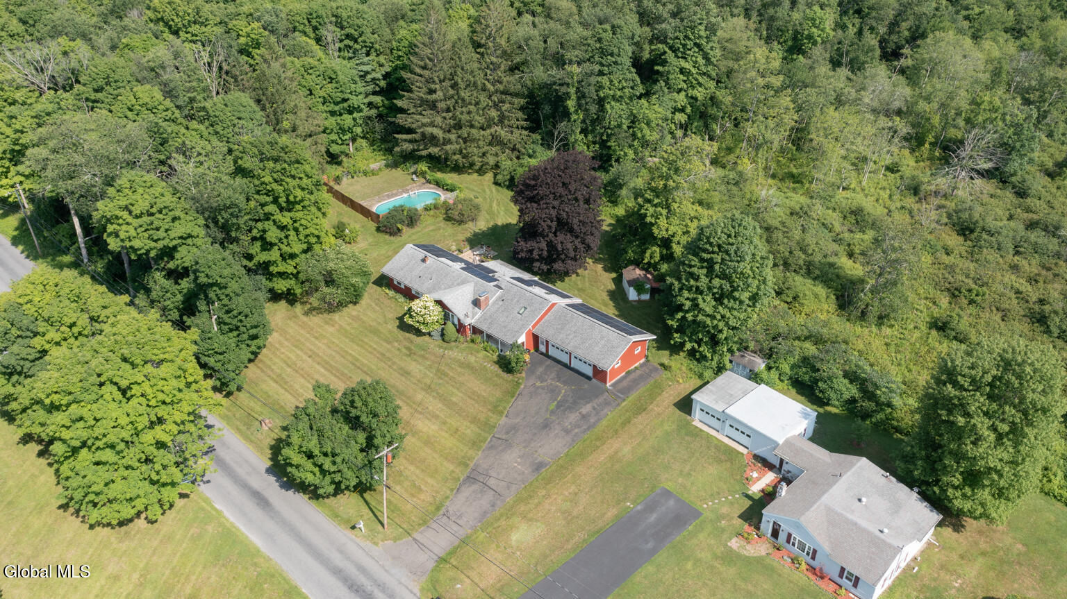 412 Mcclellan Road Nassau NY 12123