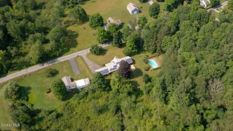 412 Mcclellan Road Nassau NY 12123