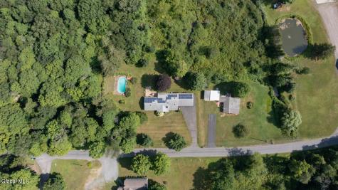 412 Mcclellan Road Nassau NY 12123