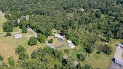 412 Mcclellan Road Nassau NY 12123