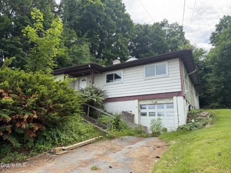 45 Harris Avenue Mechanicville NY 12118