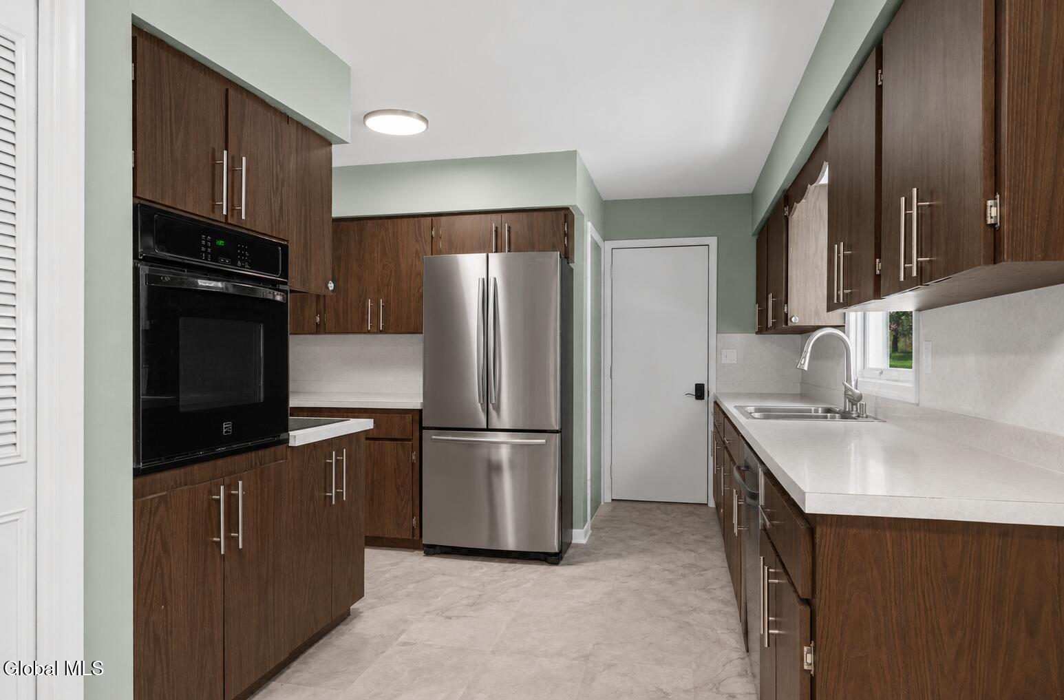 451 Currytown Road Sprakers NY 12166