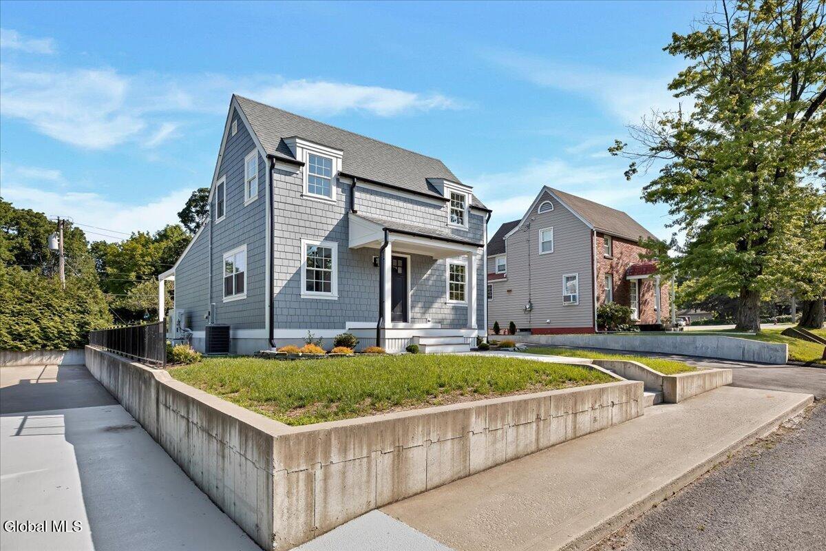 3 Milo Street Hudson NY 12534