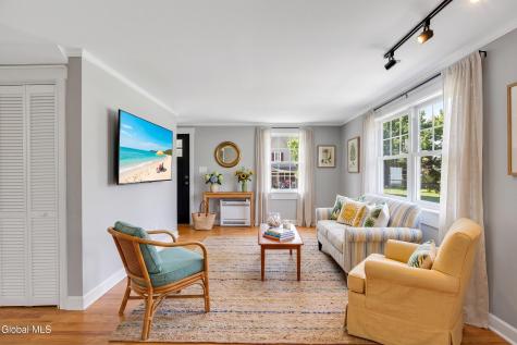 3 Milo Street Hudson NY 12534