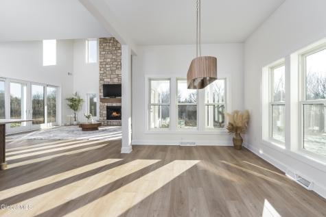 13 Pinecrest Drive Niskayuna NY 12309