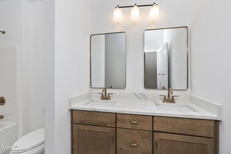 13 Pinecrest Drive Niskayuna NY 12309