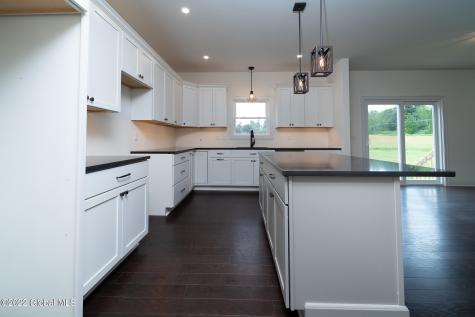 8 Creek Road Rensselaer NY 12198