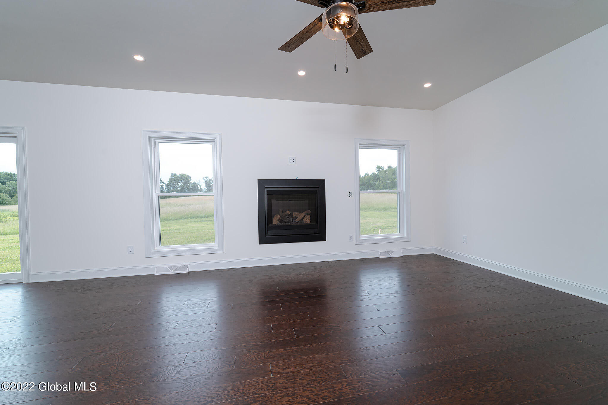 8 Creek Road Rensselaer NY 12198
