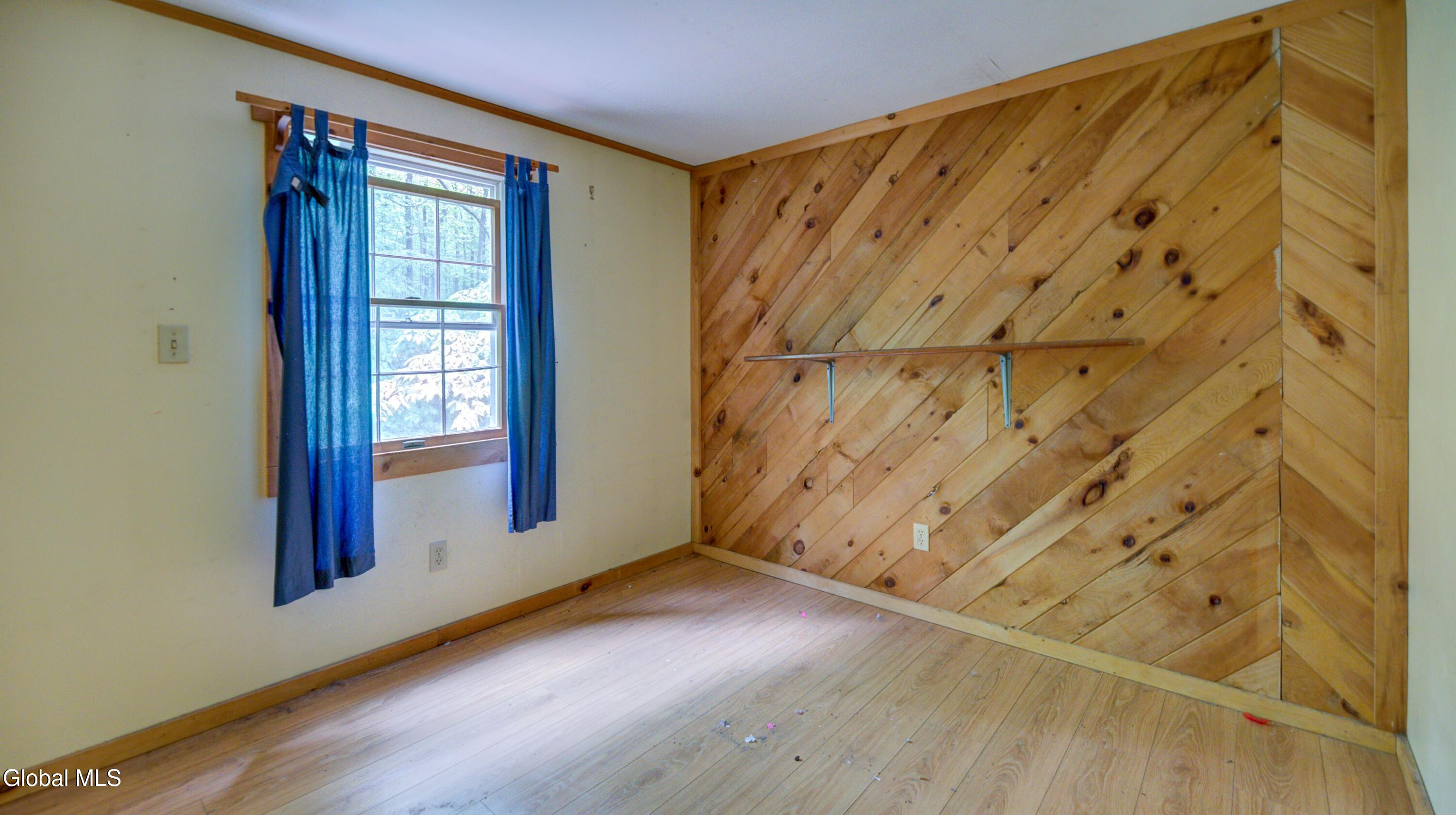 612 S Shore Road Speculator NY 12164