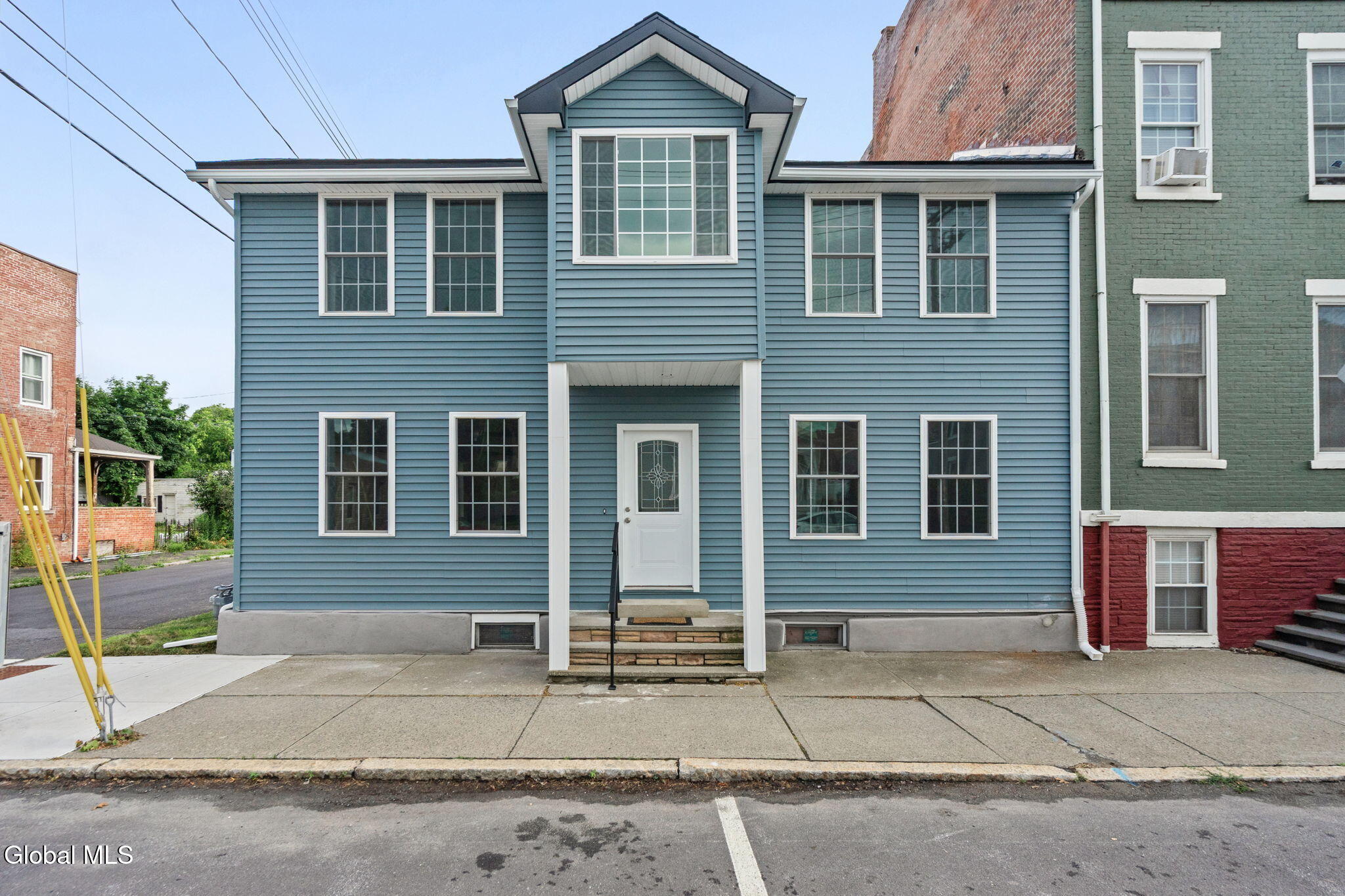16 Broad Street Waterford NY 12188