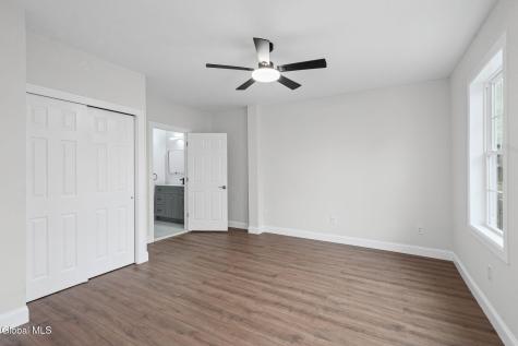 16 Broad Street Waterford NY 12188
