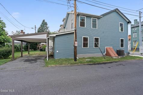 16 Broad Street Waterford NY 12188