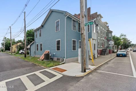 16 Broad Street Waterford NY 12188