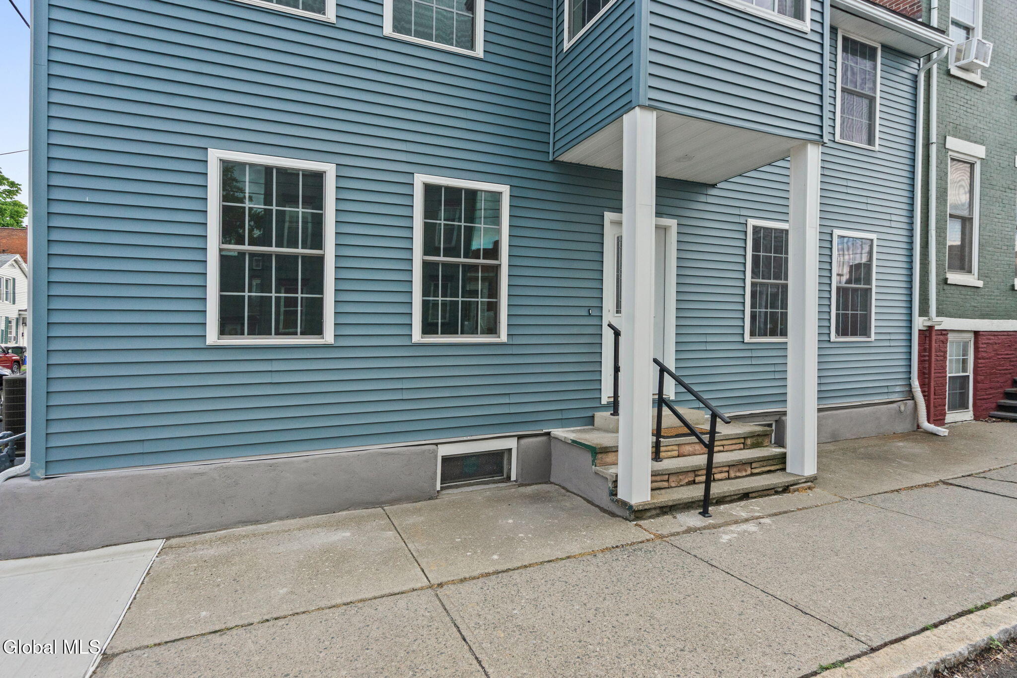 16 Broad Street Waterford NY 12188