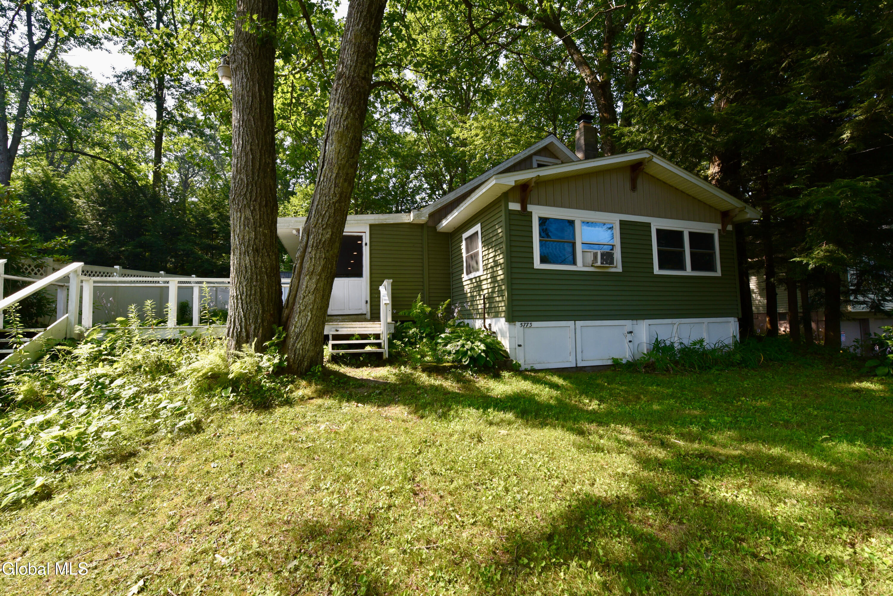 5773 Lake Road Galway NY 12074