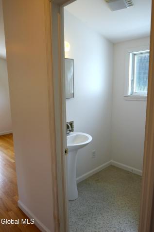 525 Orlinda Avenue Schenectady NY 12302