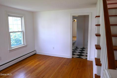 525 Orlinda Avenue Schenectady NY 12302