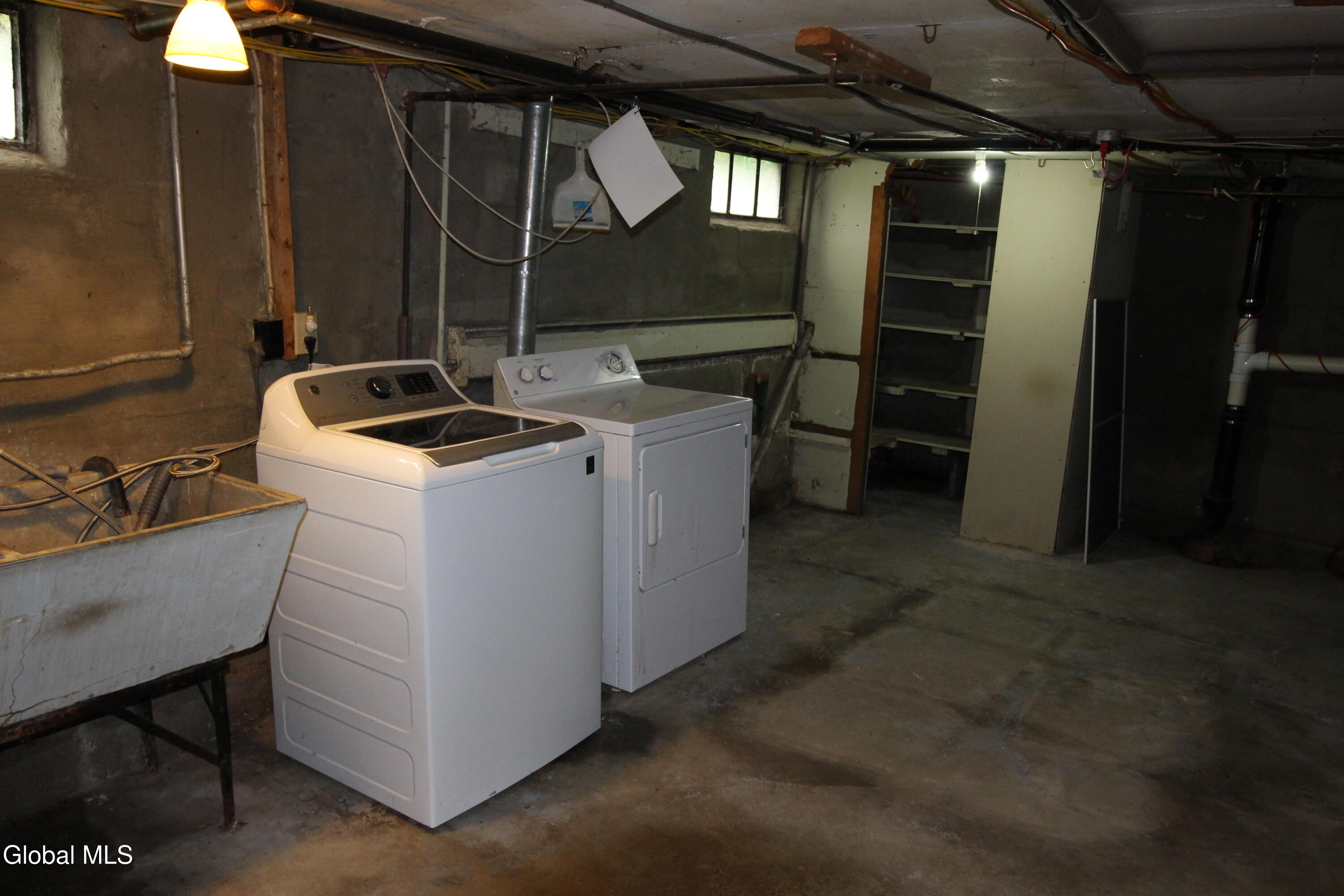 525 Orlinda Avenue Schenectady NY 12302