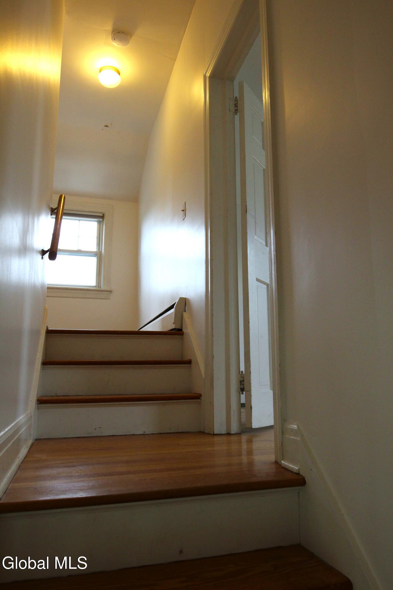 525 Orlinda Avenue Schenectady NY 12302