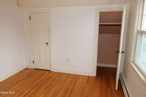 525 Orlinda Avenue Schenectady NY 12302