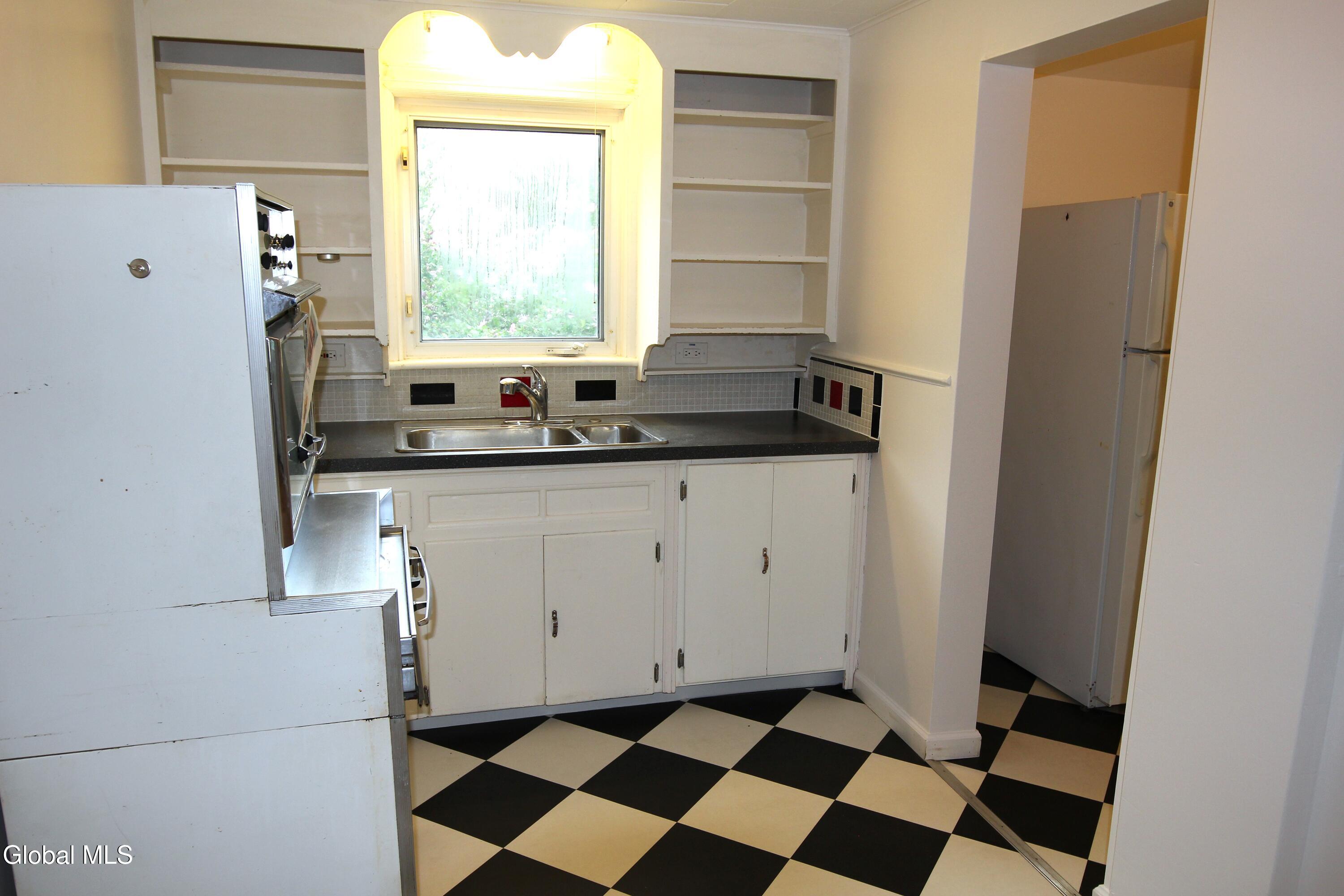 525 Orlinda Avenue Schenectady NY 12302