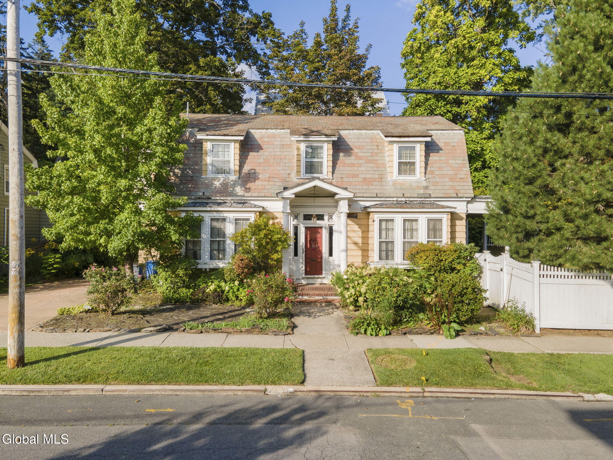 919 Myrtle Avenue Albany NY 12208