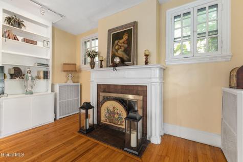 919 Myrtle Avenue Albany NY 12208