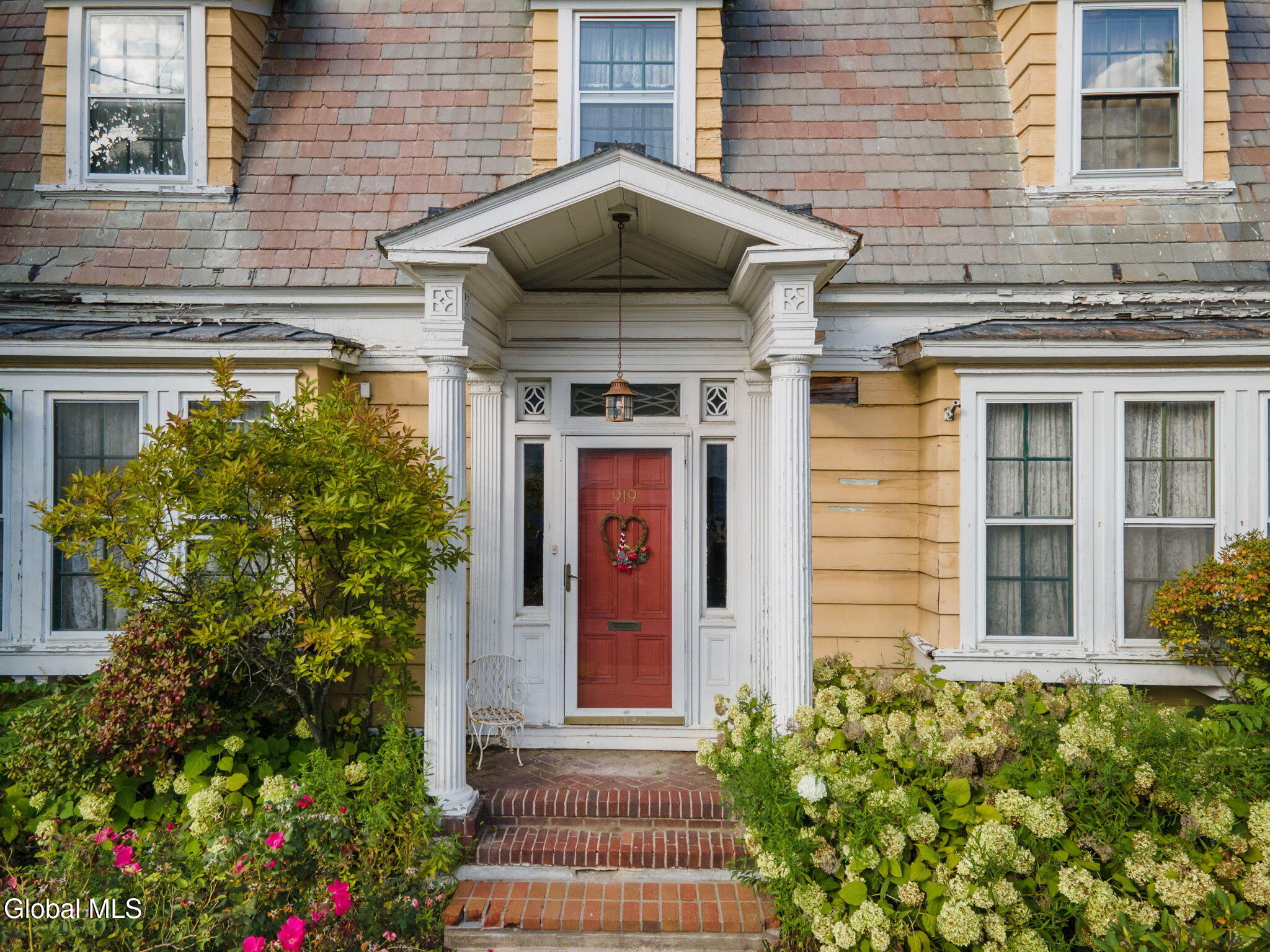 919 Myrtle Avenue Albany NY 12208