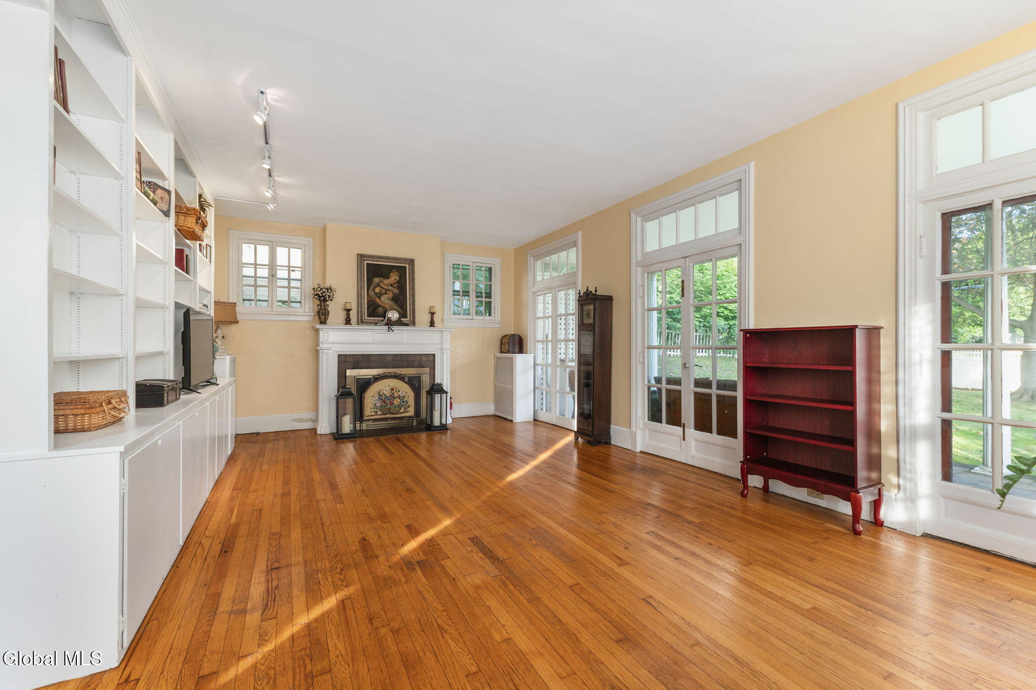 919 Myrtle Avenue Albany NY 12208