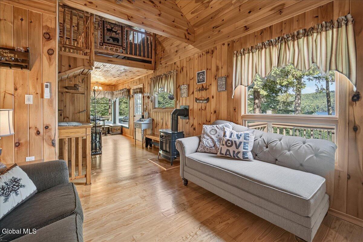 48 Whits End Way Schroon Lake NY 12870