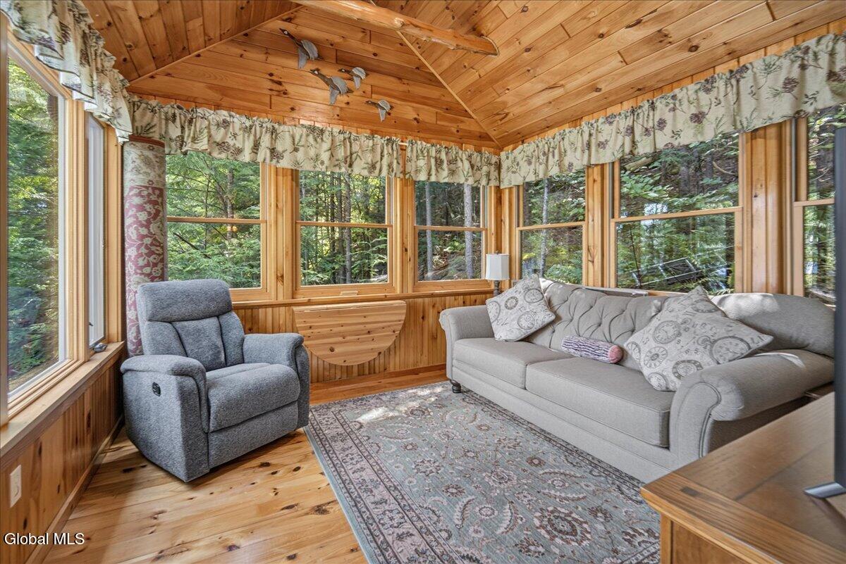 48 Whits End Way Schroon Lake NY 12870