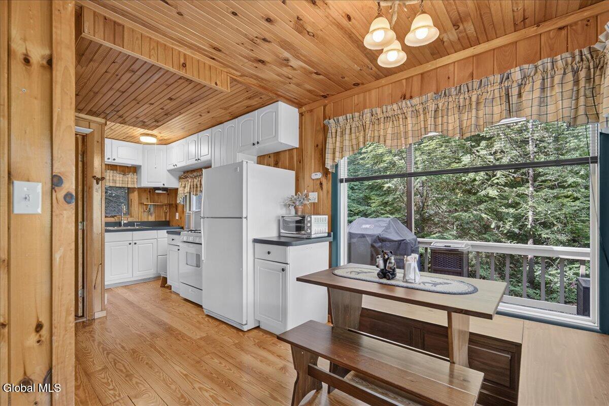 48 Whits End Way Schroon Lake NY 12870
