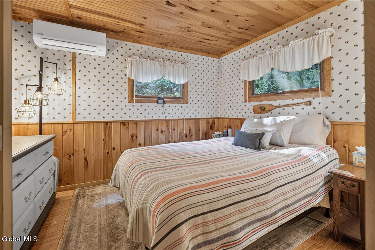 48 Whits End Way Schroon Lake NY 12870