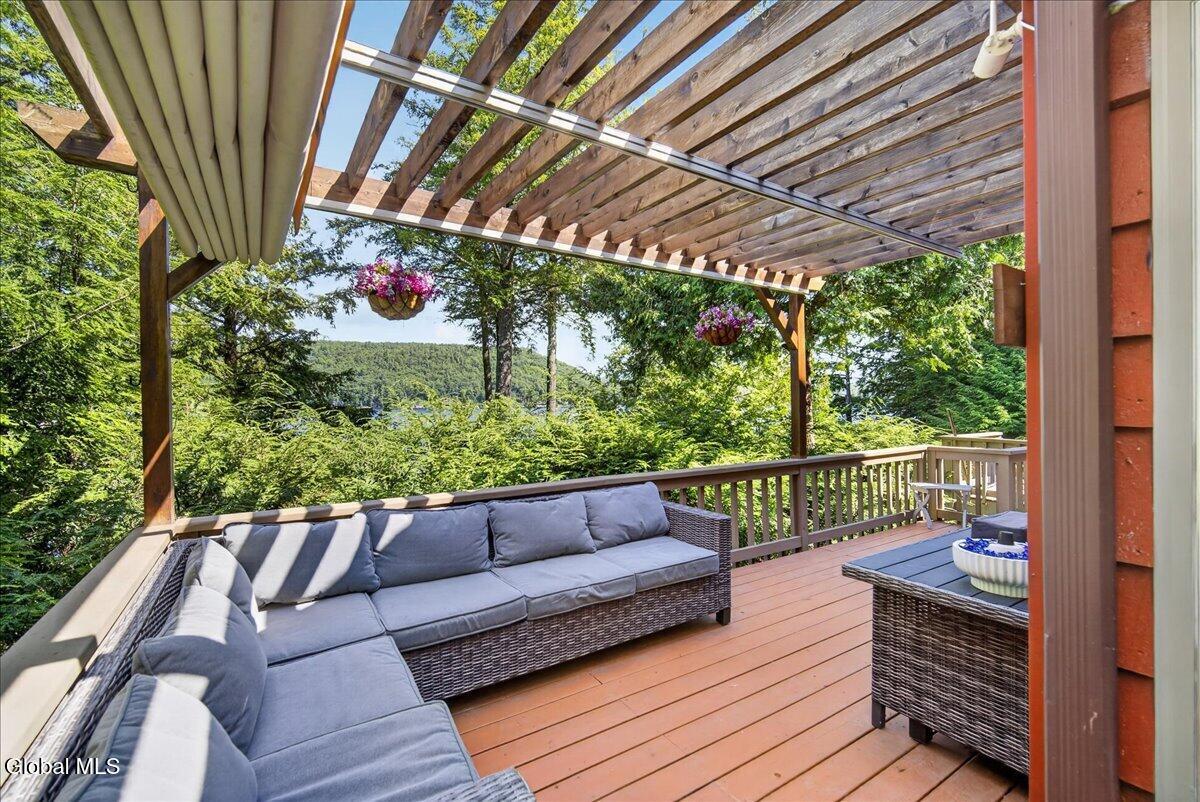 48 Whits End Way Schroon Lake NY 12870