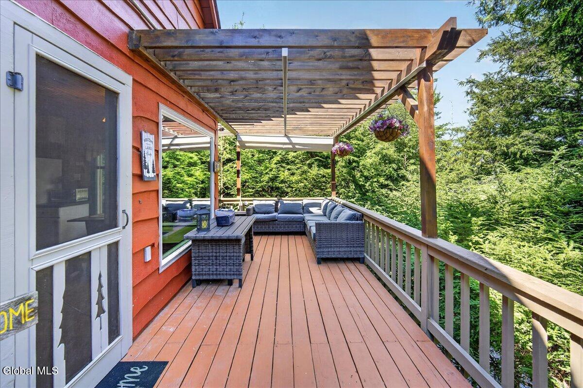 48 Whits End Way Schroon Lake NY 12870