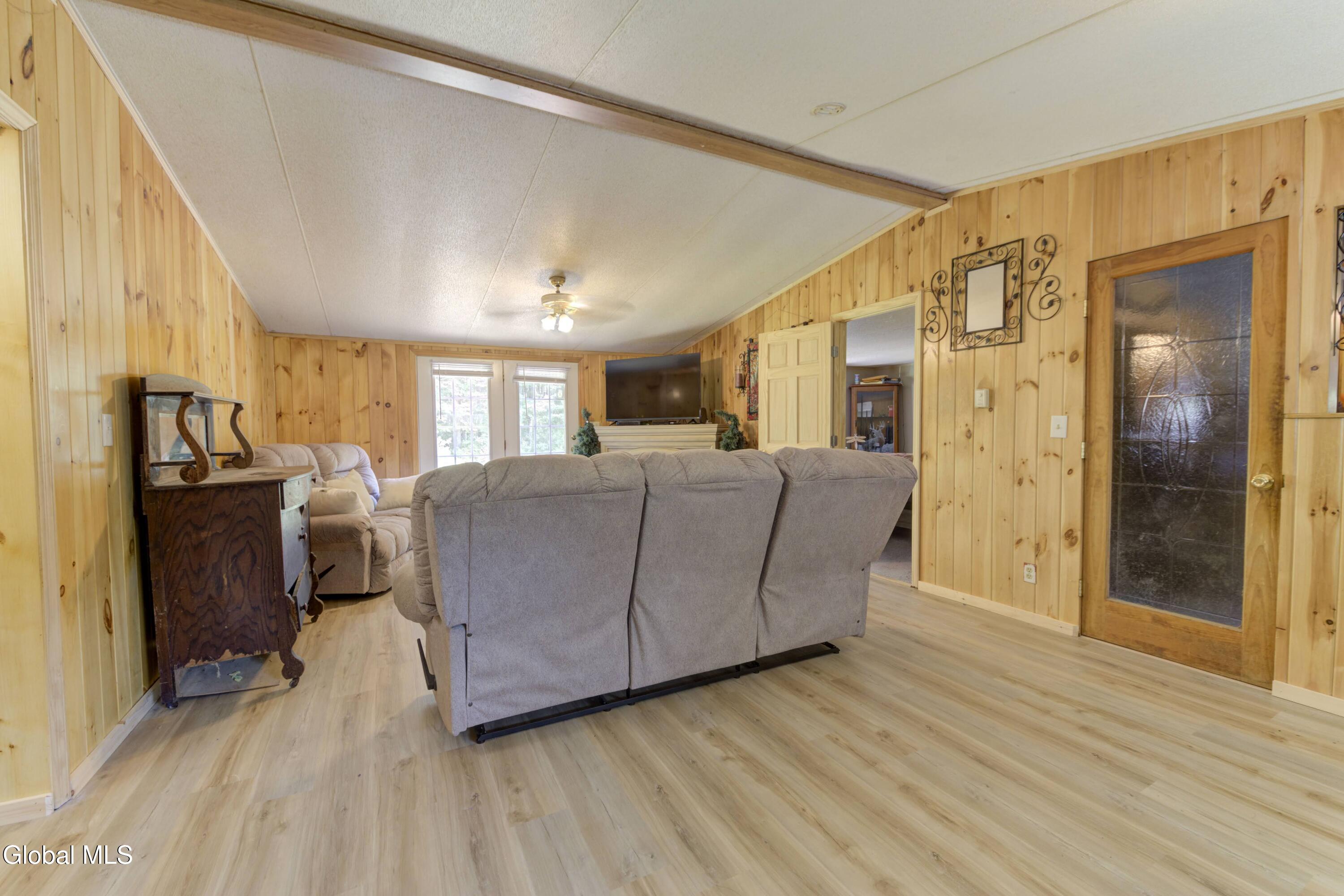 7654 New York 29 Dolgeville NY 13329