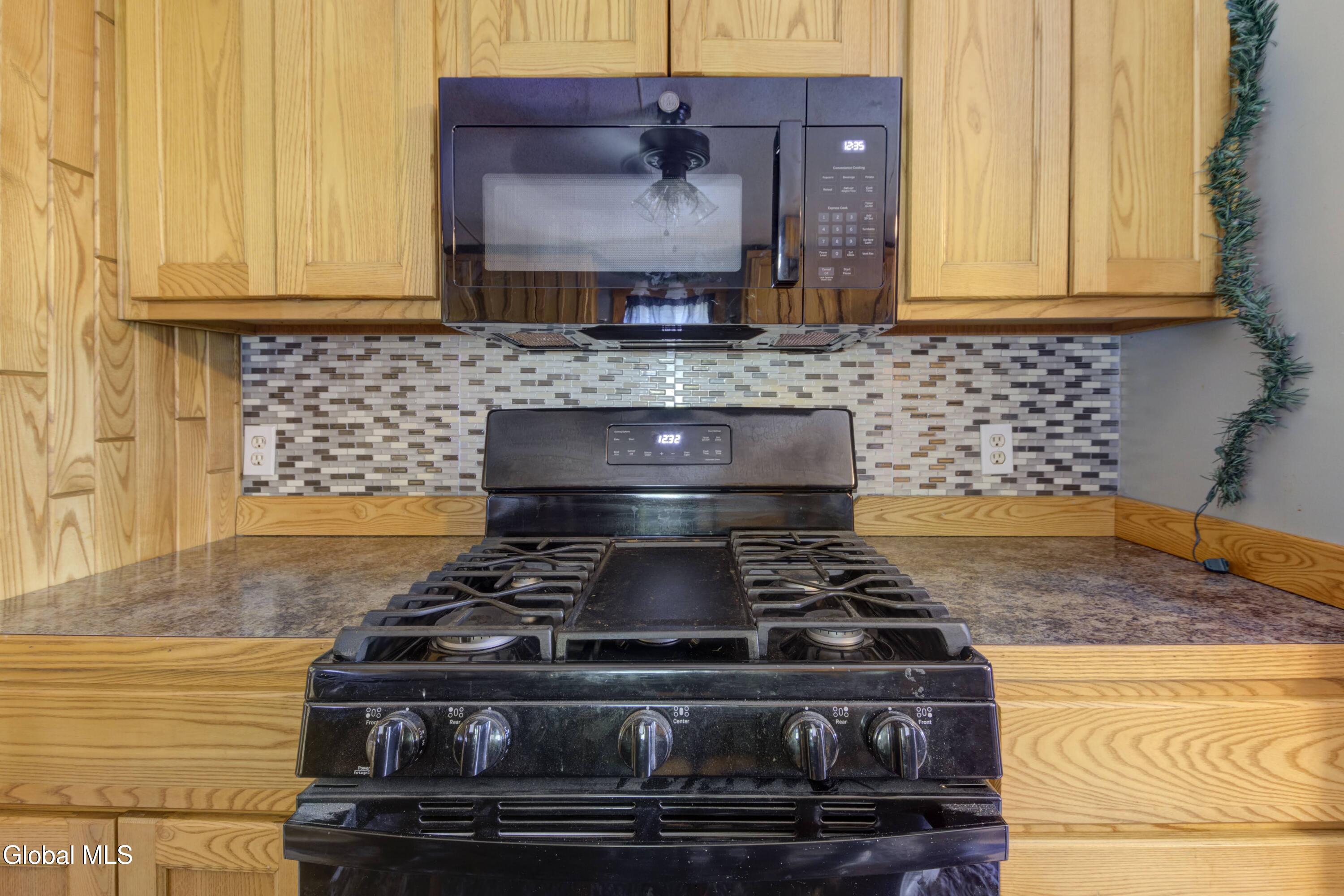 7654 New York 29 Dolgeville NY 13329
