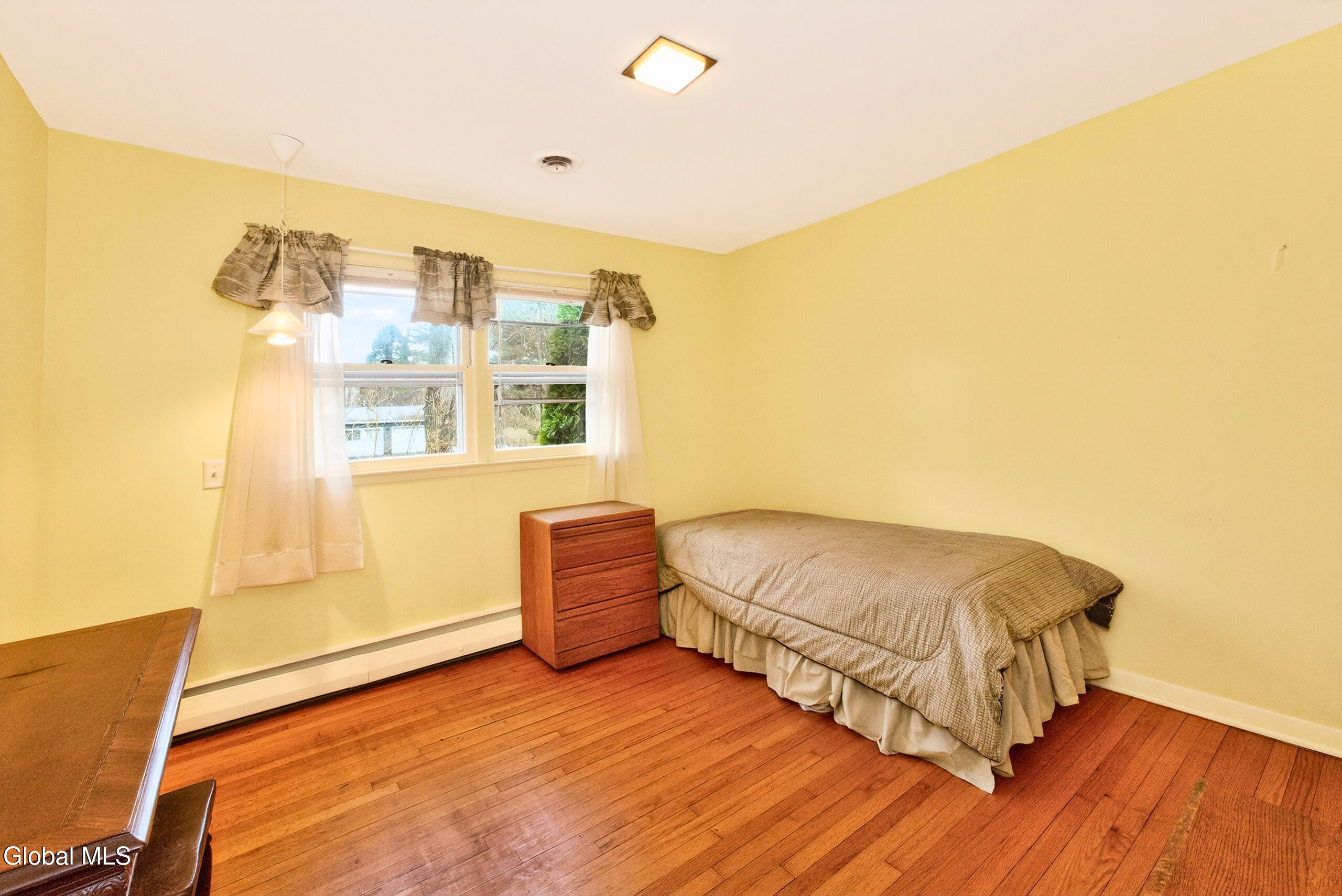 7 N Maple Lane Albany NY 12211