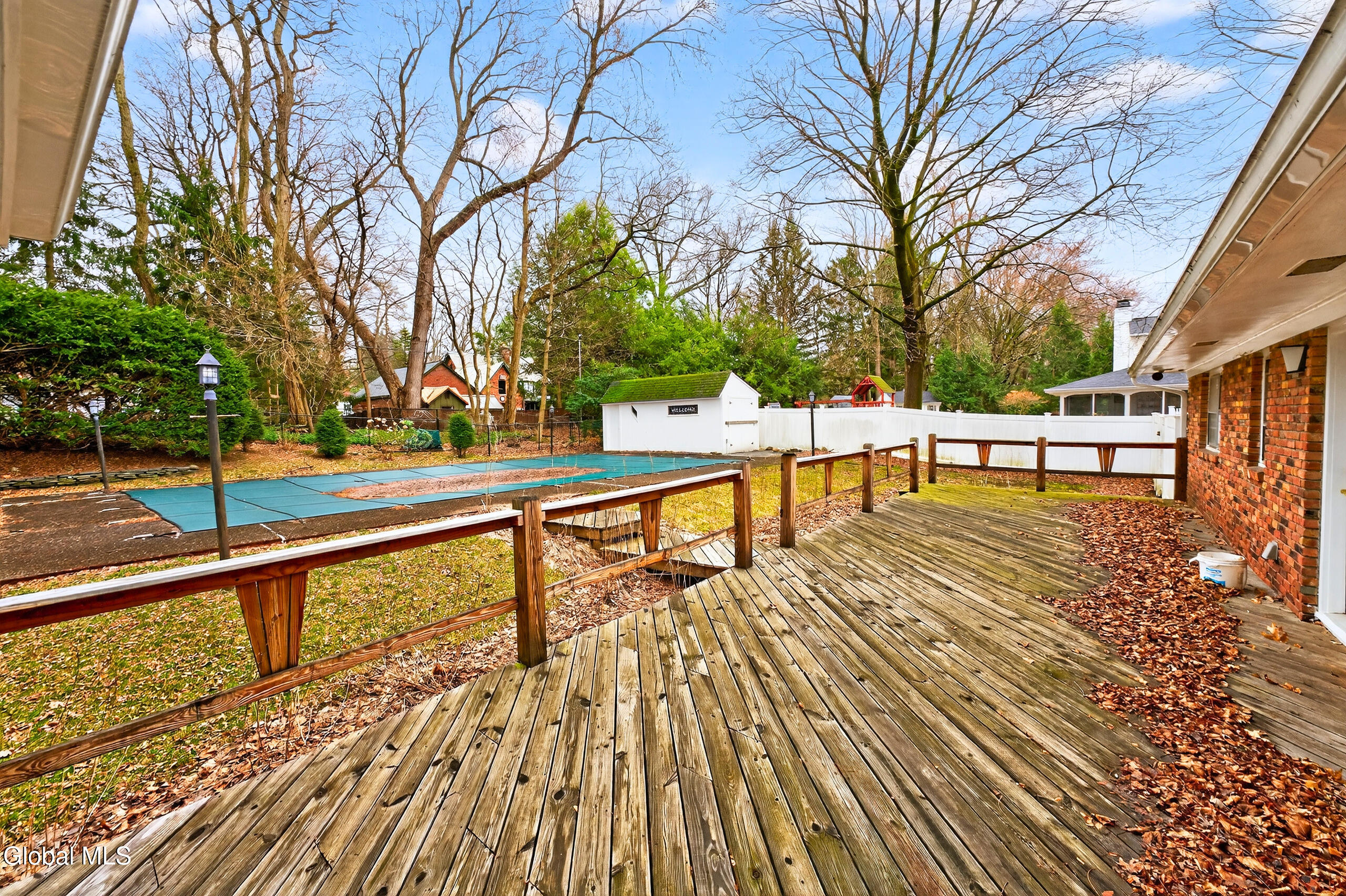 7 N Maple Lane Albany NY 12211