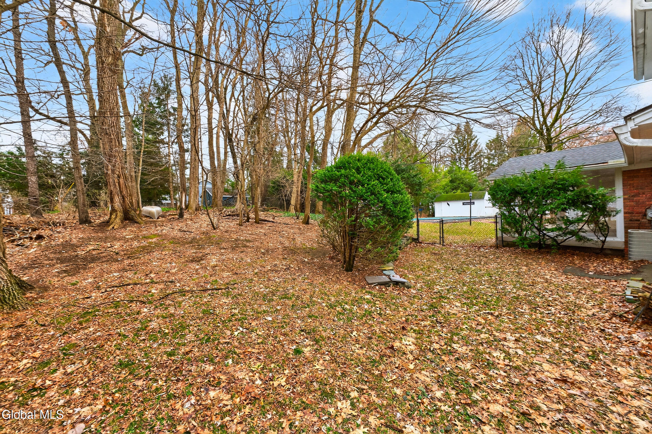 7 N Maple Lane Albany NY 12211