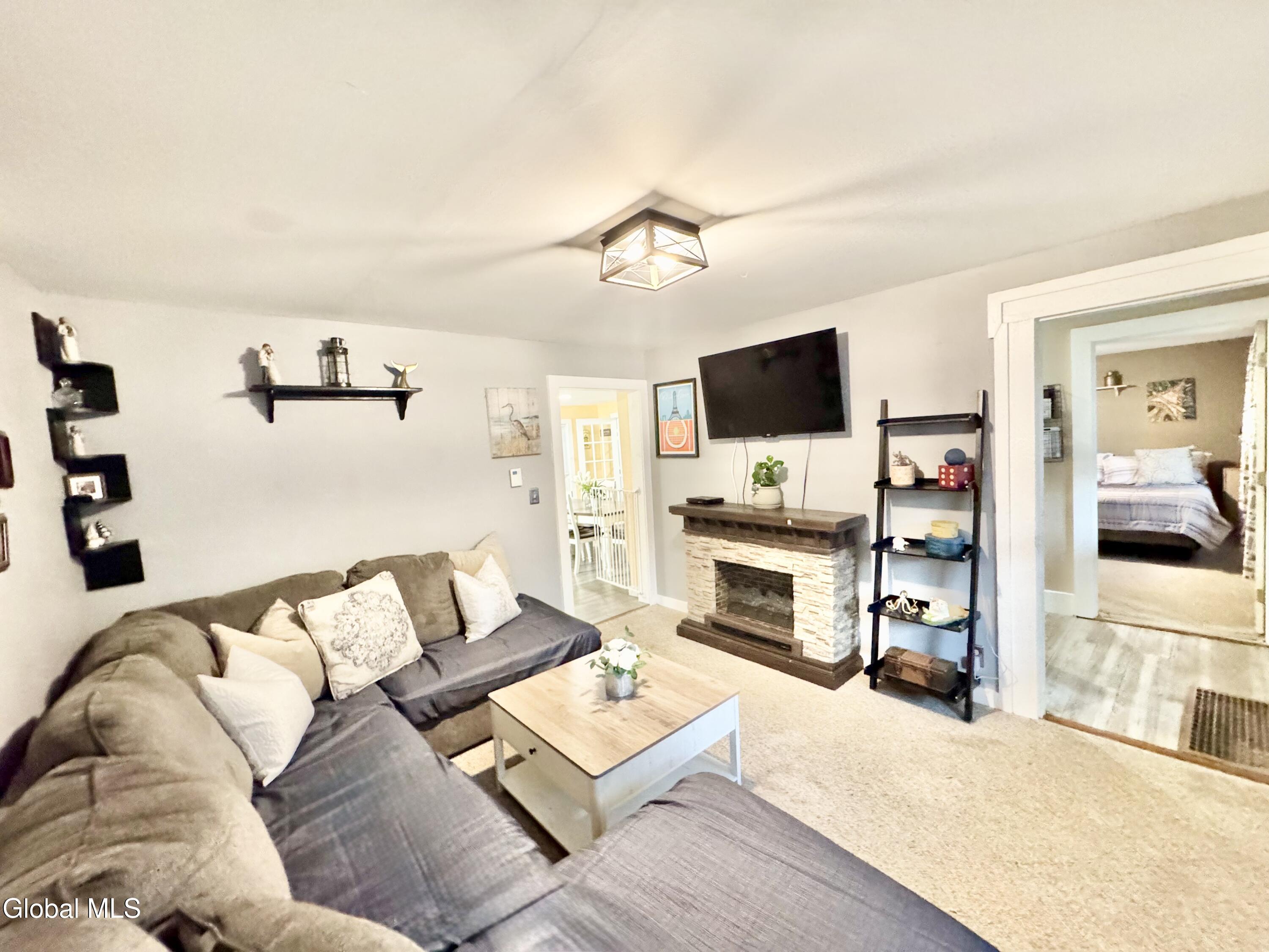 74 Broadway Fort Edward NY 12828